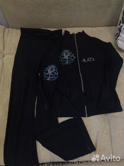 Одежда для фигурного катания