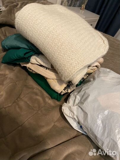 Забронировано Вещи пакетом