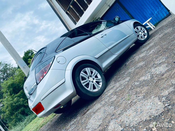 Opel Astra GTC 1.8 МТ, 2010, 274 000 км