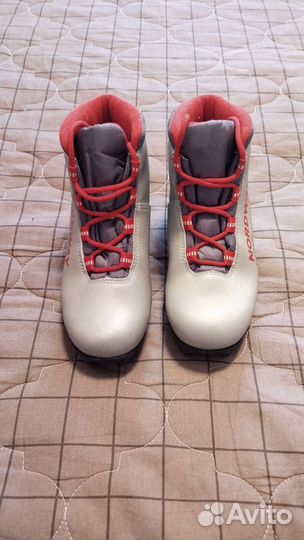 Лыжные ботинки Nordway, 35 р. (маломерят)