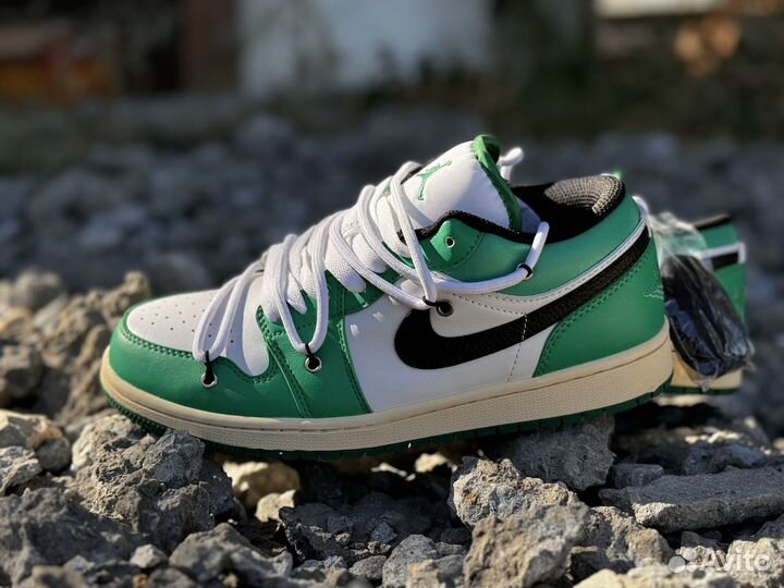 Кроссовки Nike Air Jordan Low 