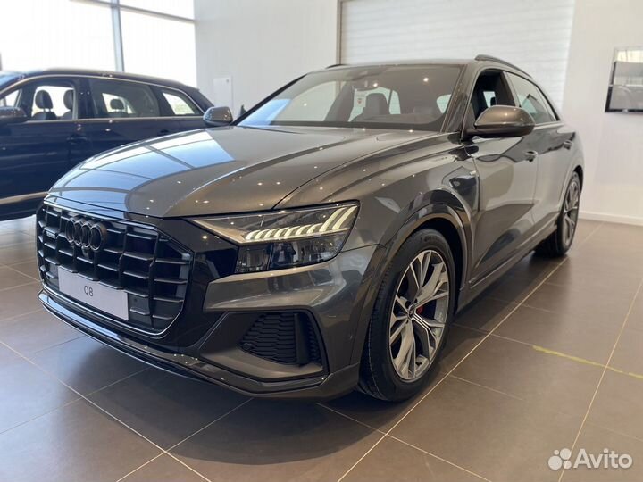 Audi Q8 3.0 AT, 2022