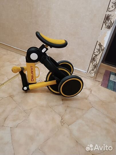 Беговел велосипед 2 в 1