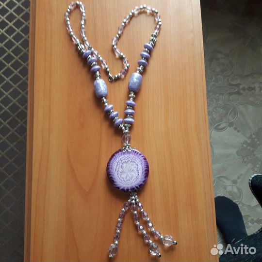 Украшение на шею