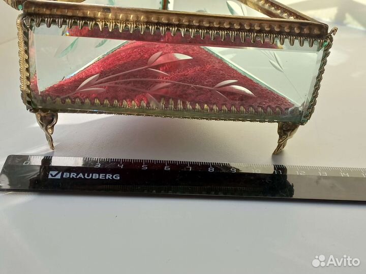 Старинная шкатулка ларец. Латунь стекло фацет