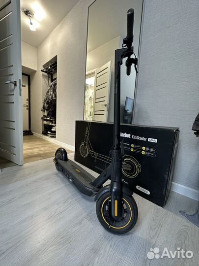 Электросамокат Ninebot kickscooter max g30p black