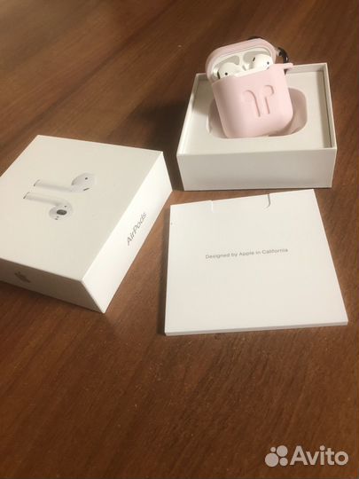 Apple AirPods (1 gen)