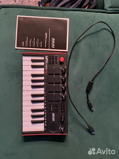 Синтезатор akai mpk mini play