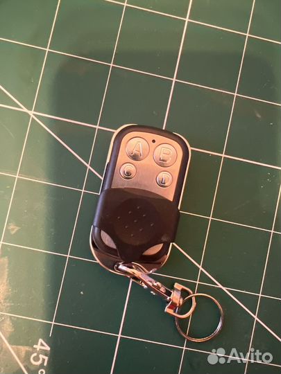 Универсальный пульт для шлагбаума ворот