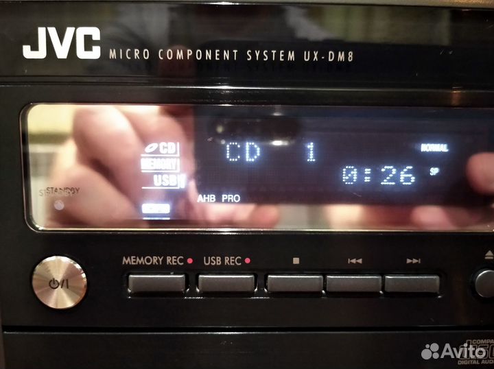 JVC UX-DM8 USB/AUX/iPhone/CD/mp3/WAV/FM радио