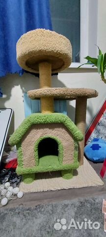 Домик для кошки с когтеточкой