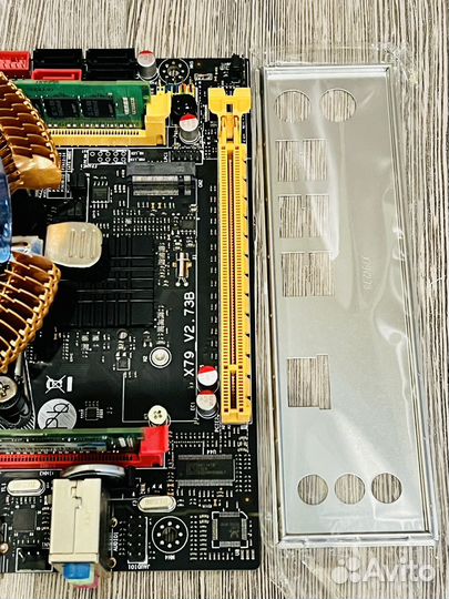 Комплект x79 2011 Xeon 2650v2 16gb DDR3 Кулер