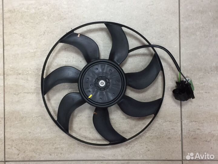 Вентилятор охлаждения Шевроле Круз / Опель Астра