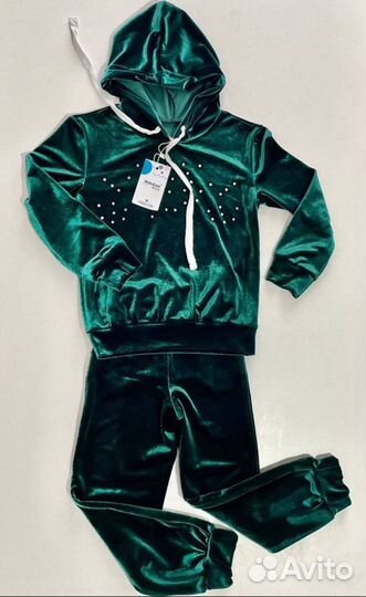 Костюм спортивный