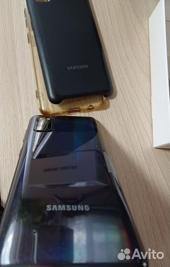 Samsung Galaxy A41, 4/64 ГБ