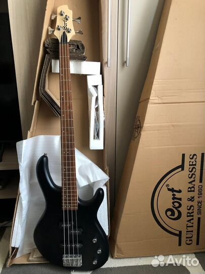 Бас гитара Cort Action PJ OPB