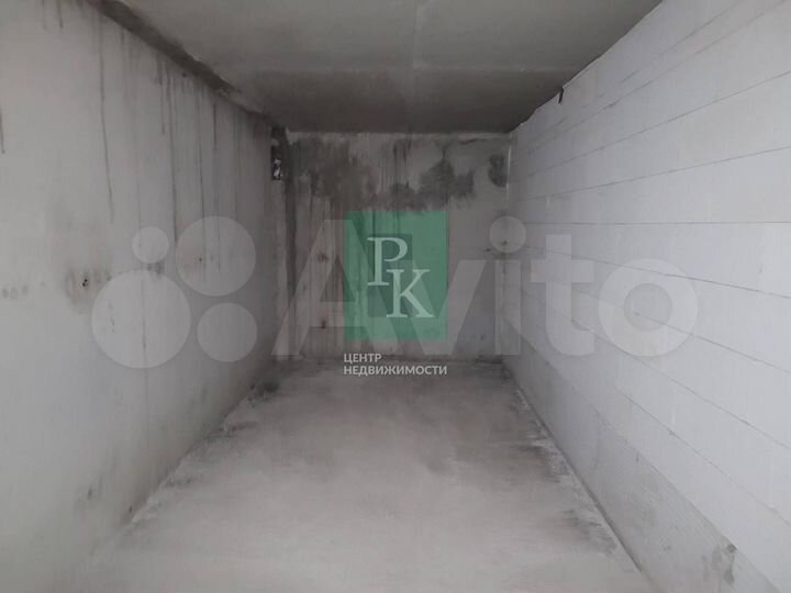 Помещение на Колобова 34 14,9м