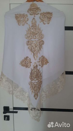 Платок на никах и мужская тюбетейка