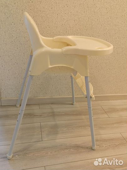 Детский стульчик для кормления