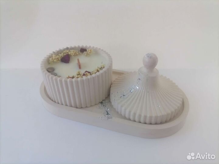 Аромасвеча на подносе