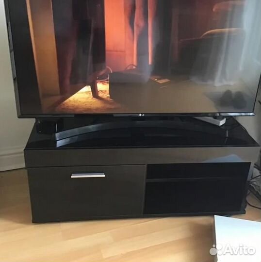 Тумба под тв
