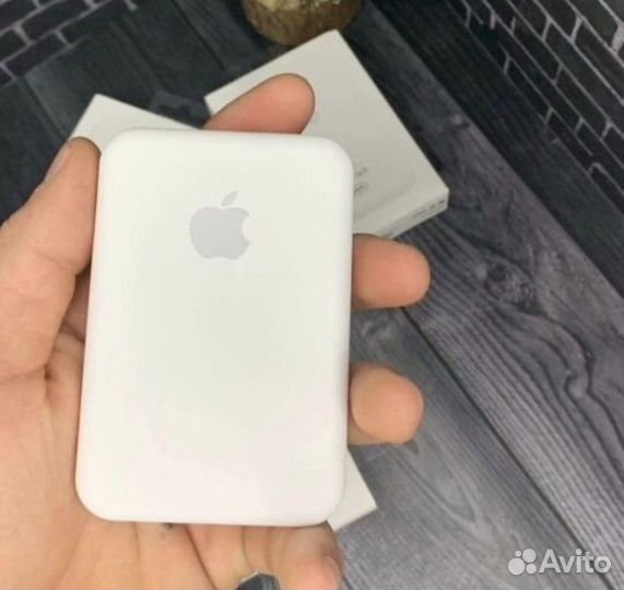 Внешний аккумулятор Apple Magsafe battery pack