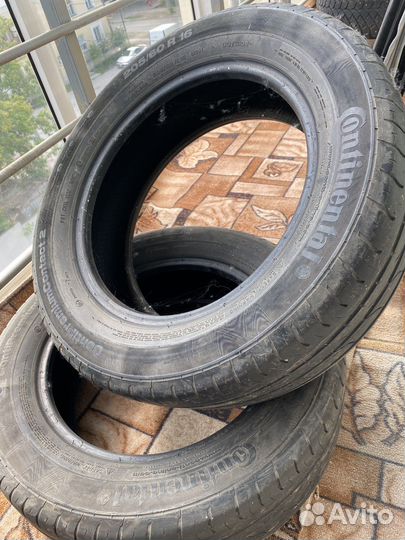 Continental ContiPremiumContact 2 205/60 R16