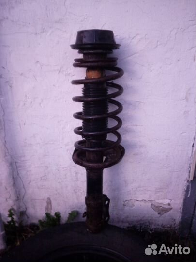 Стойка passat b3/суппорт Мерседес Возможен обмен