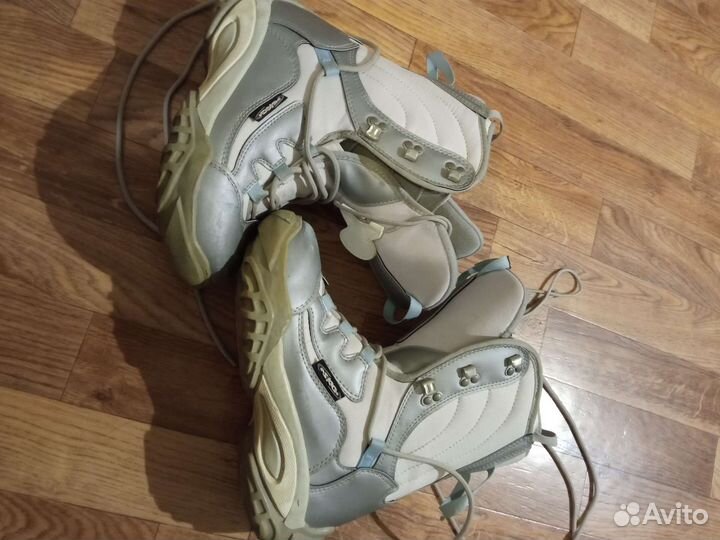 Ботинки для сноуборда 38-39