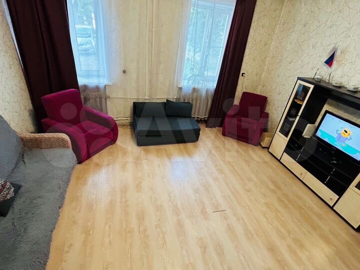 2-к. квартира, 56 м², 1/2 эт.