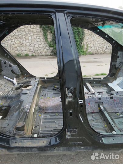 Порог со стойкой правый Toyota Camry 50