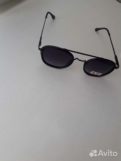 Солнцезащитные очки