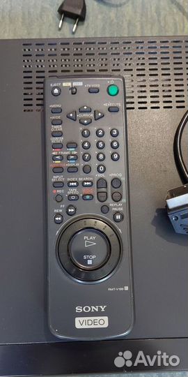 Видеомагнитофон Sony SLV E-570EE