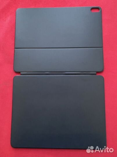 Apple smart keyboard 12 9