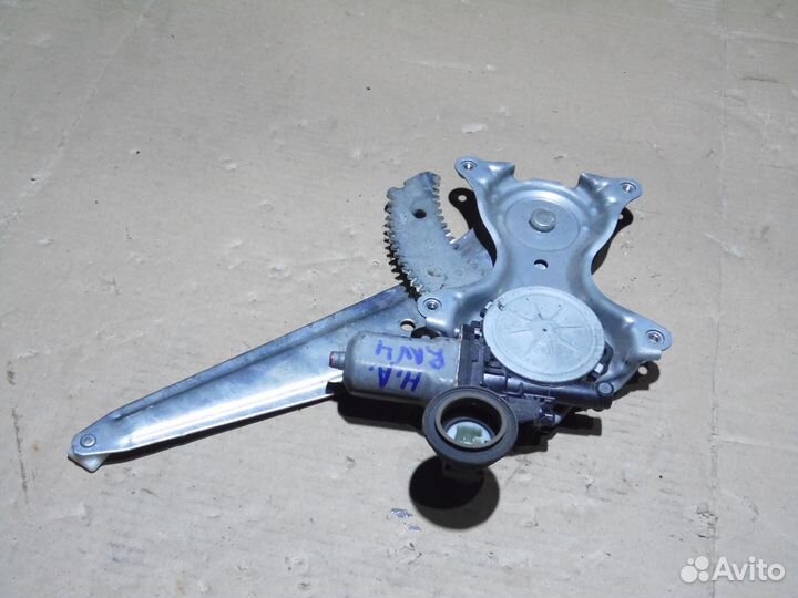 Стеклоподъемник задний левый Тойота Рав4