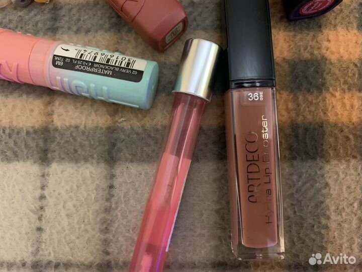 Косметика пакетом и аксессуары цена за все