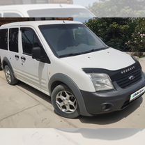 Ford Tourneo Connect 1.8 MT, 2009, 268 000 км, с пробегом, цена 650 000 руб.