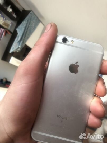 iPhone 6S, 32 ГБ