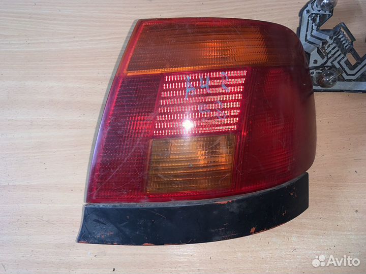 Фонарь audi a4 b5