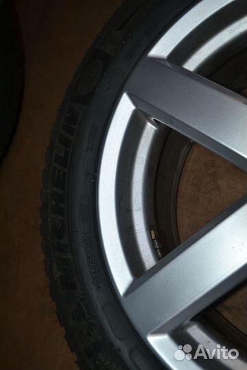 Диски R17 с всесезонными шинами 255 55 17