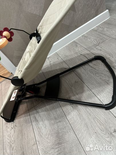 Шезлонг детский