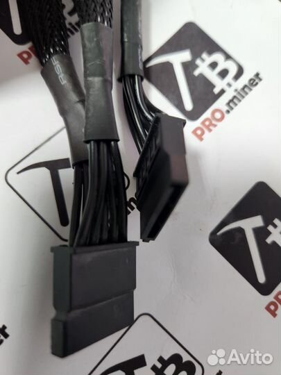 Разветвитель SATA 1 to 3