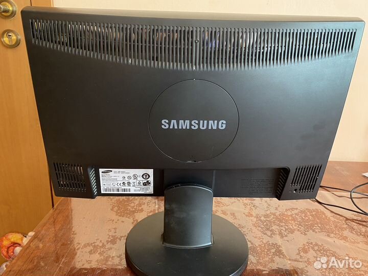 Монитор Samsung syncmaster 2043nw