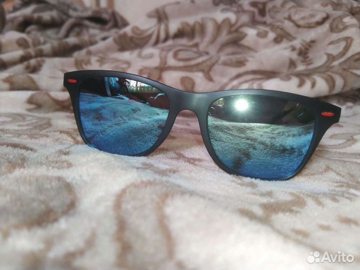 Очки солнцезащитные