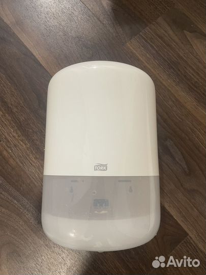 Диспенсер для полотенец tork M2 Elevation 559000