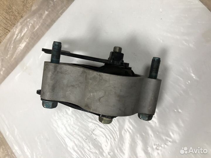 Опора даигателя Nissan Teana L33