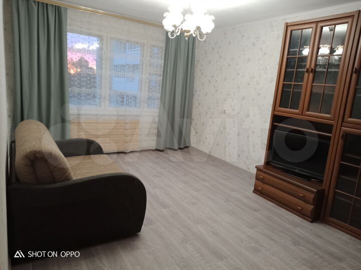 2-к. квартира, 52 м², 3/9 эт.