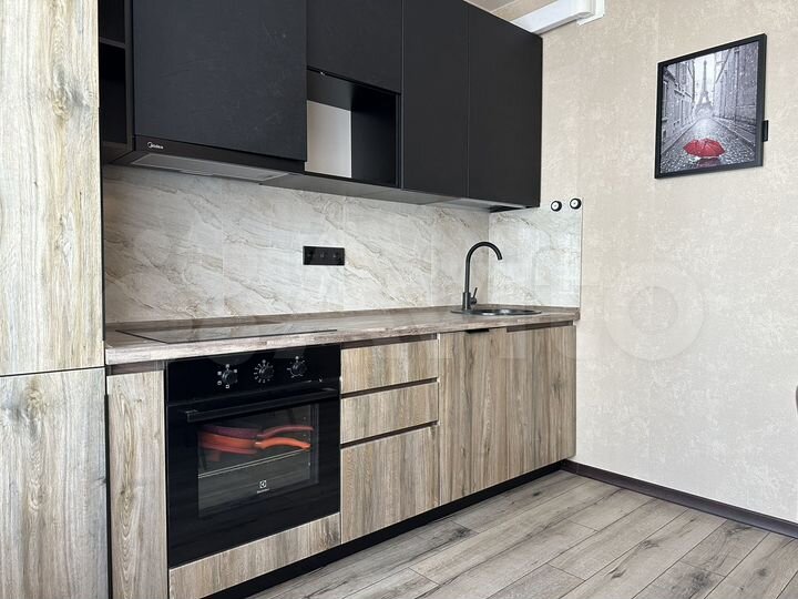2-к. квартира, 50 м², 4/15 эт.