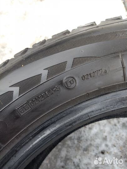 Goodyear Ultragrip Ice Arctic 205/60 R16 92