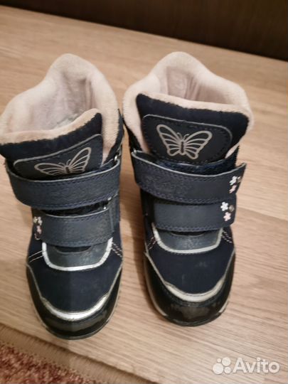 Ботинки демисезонные для девочки 26 размер